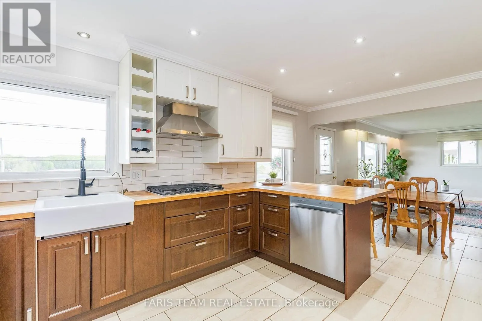 2088 KILLARNEY BEACH ROAD