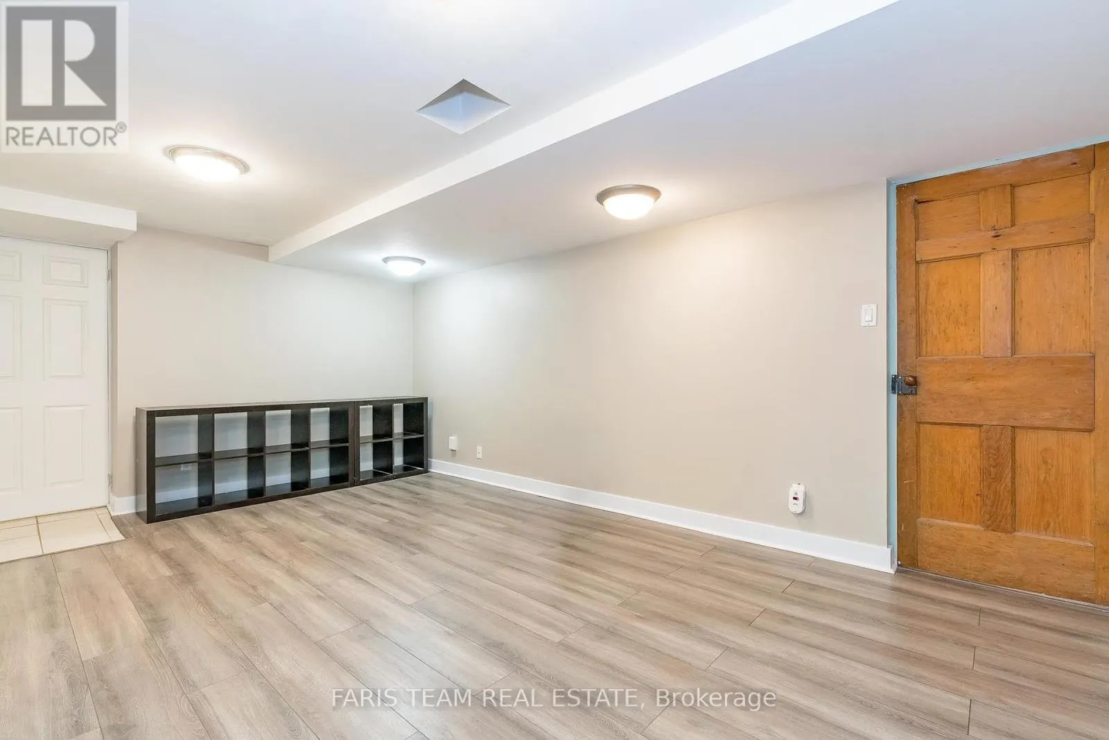 2088 KILLARNEY BEACH ROAD