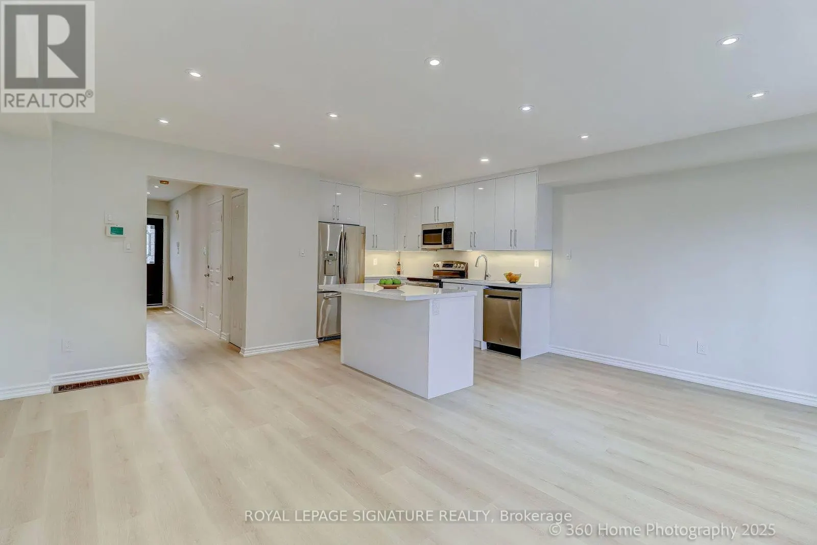 135 KELSO CRESCENT