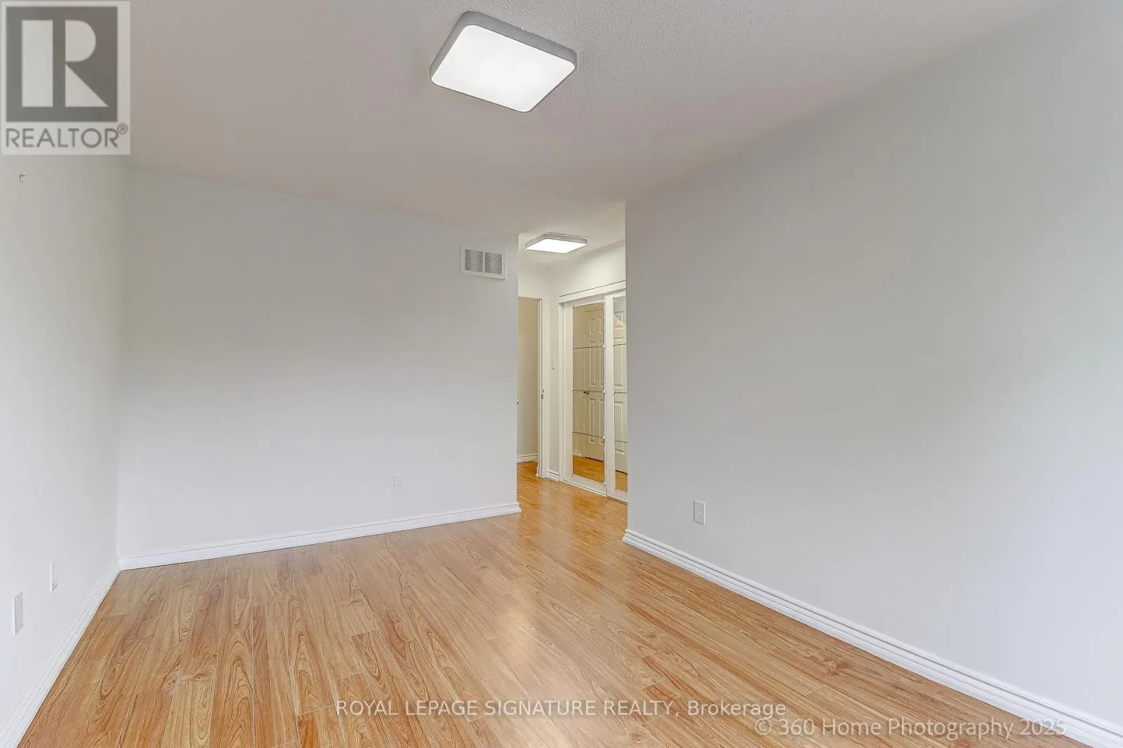 135 KELSO CRESCENT
