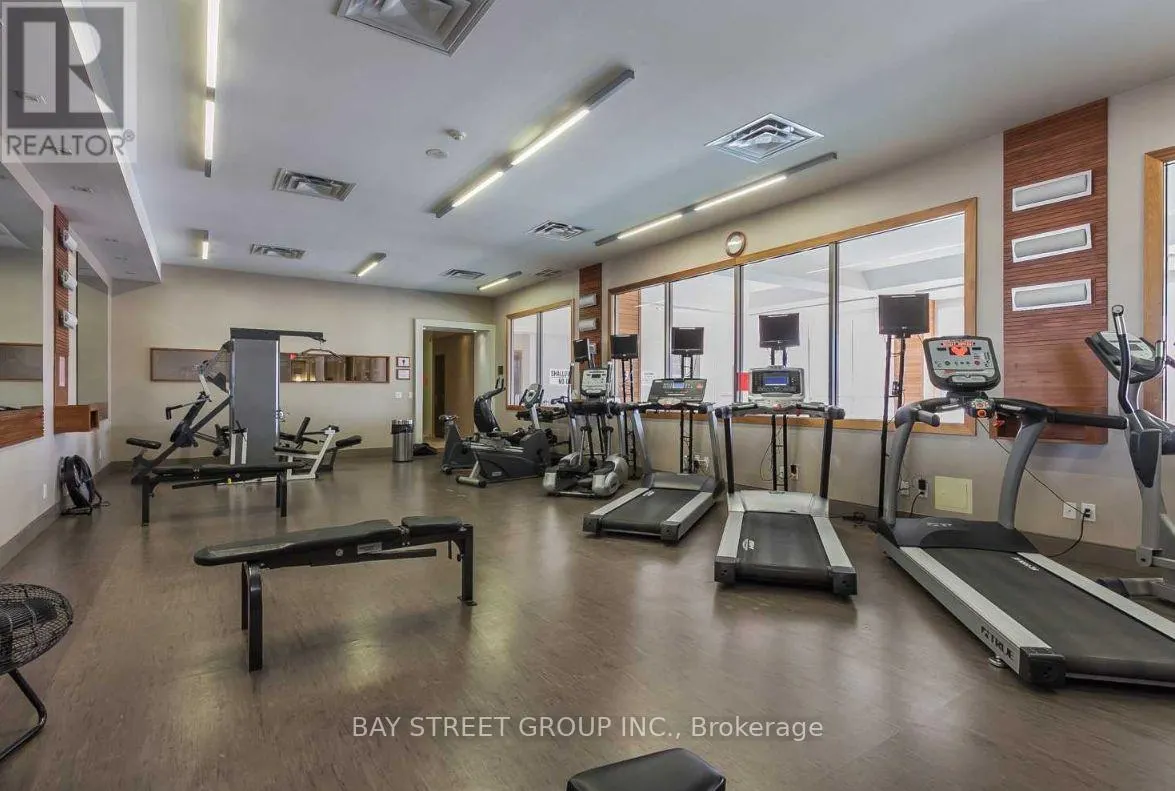 219A - 39 GALLERIA PARKWAY