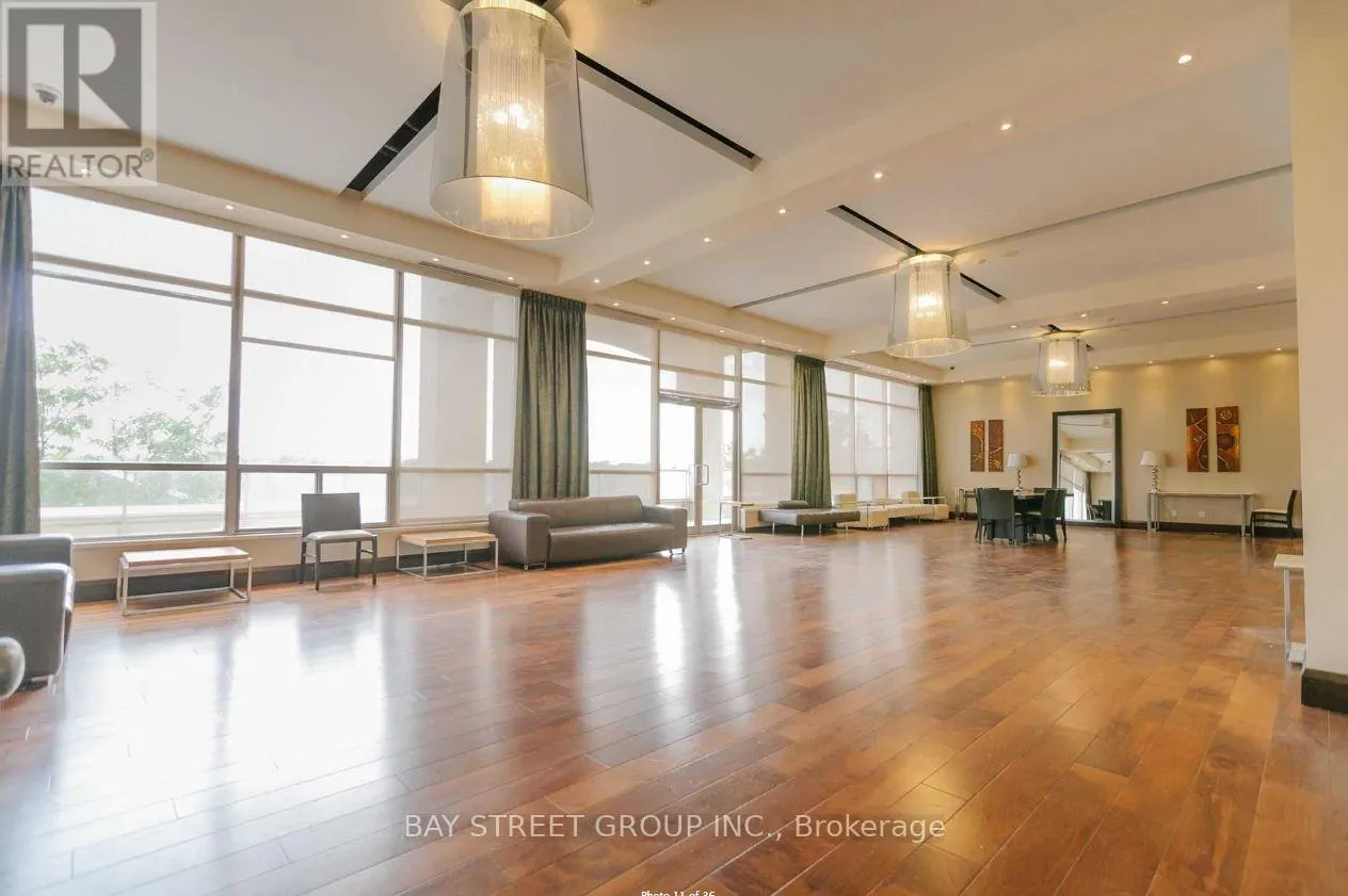 219A - 39 GALLERIA PARKWAY