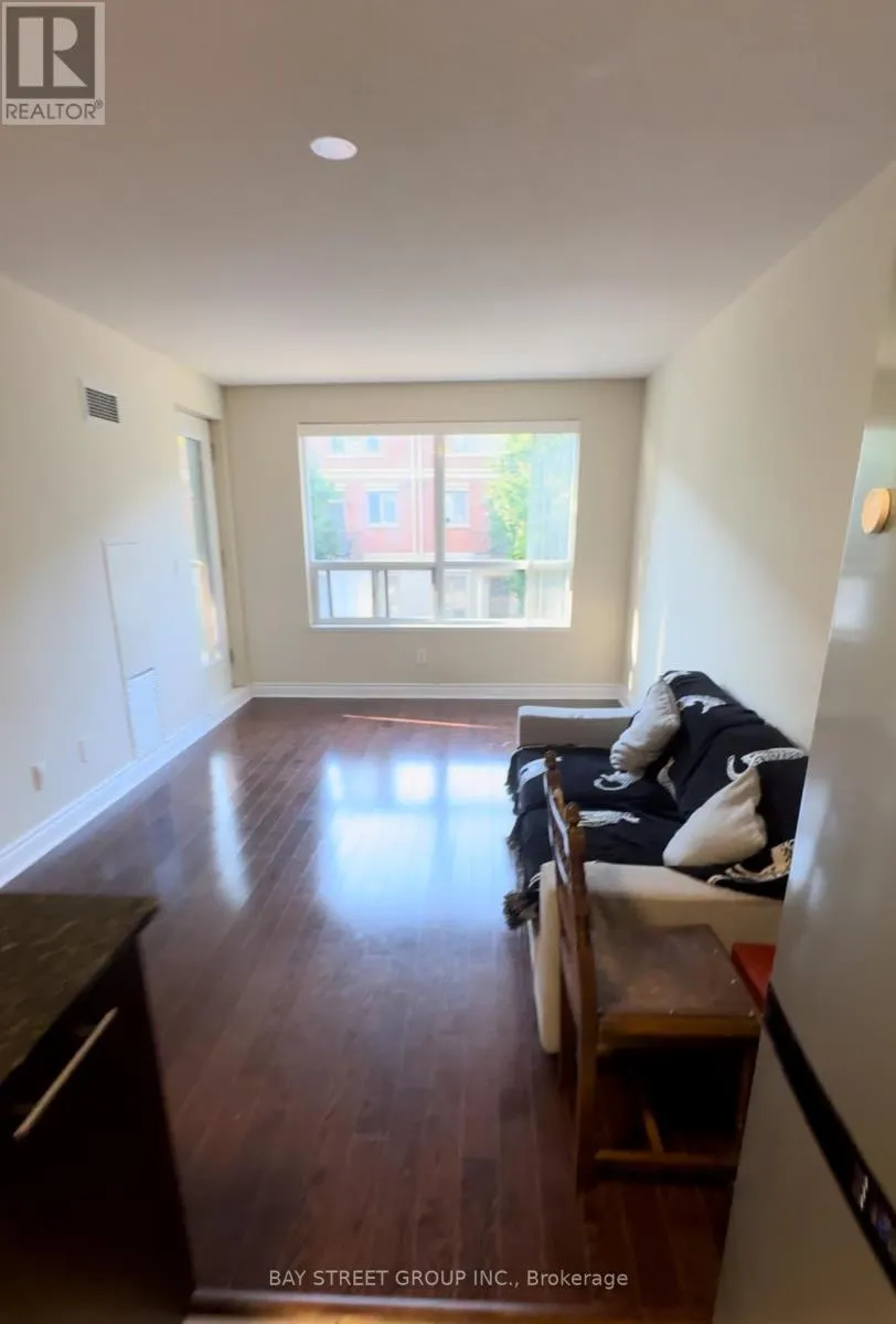 219A - 39 GALLERIA PARKWAY