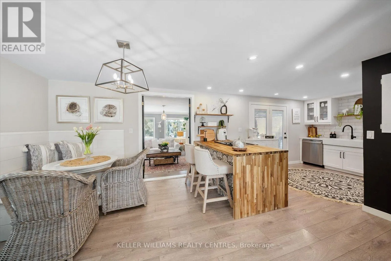 18 CHERRYWOOD LANE