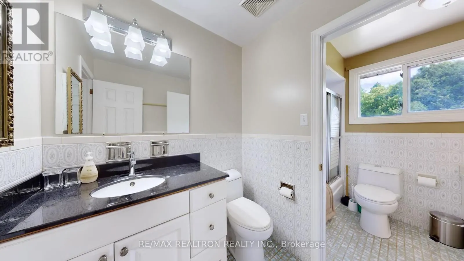 2521 MT ALBERT ROAD