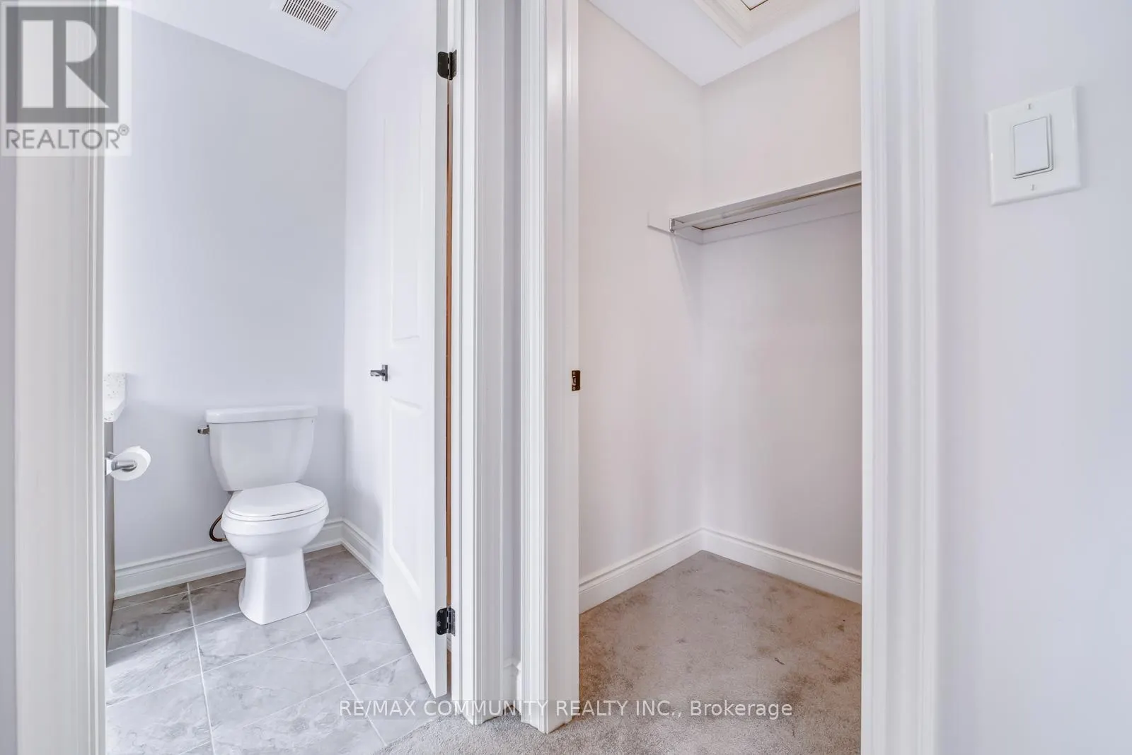 16 ALAN WILLIAMS TRAIL