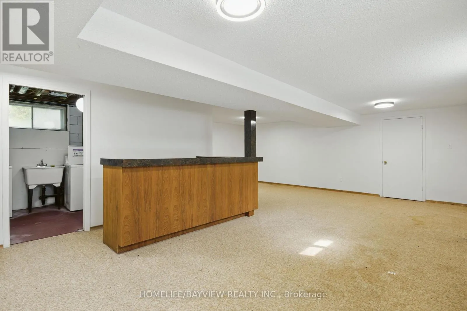 41 SUNNYWOOD CRESCENT