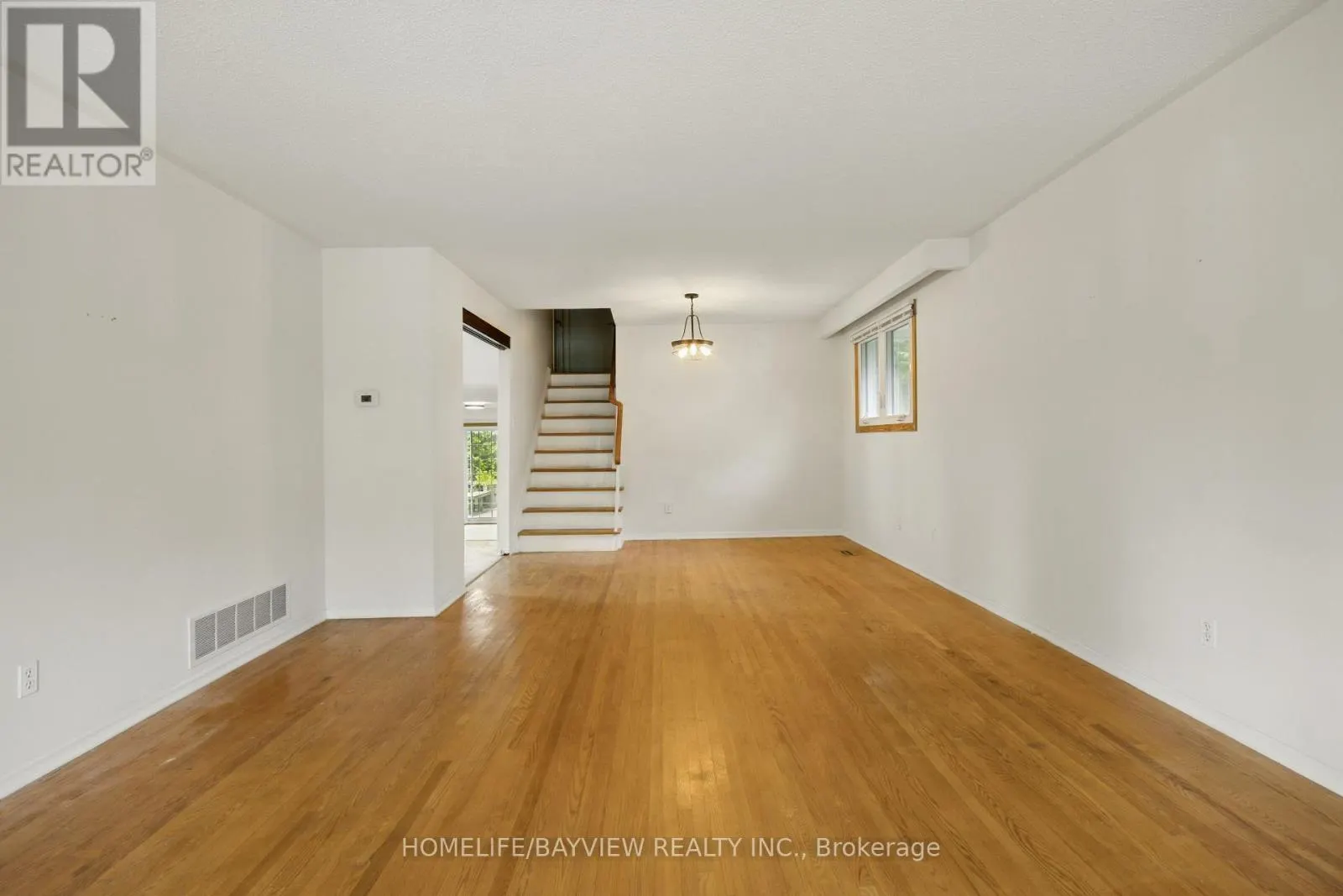 41 SUNNYWOOD CRESCENT