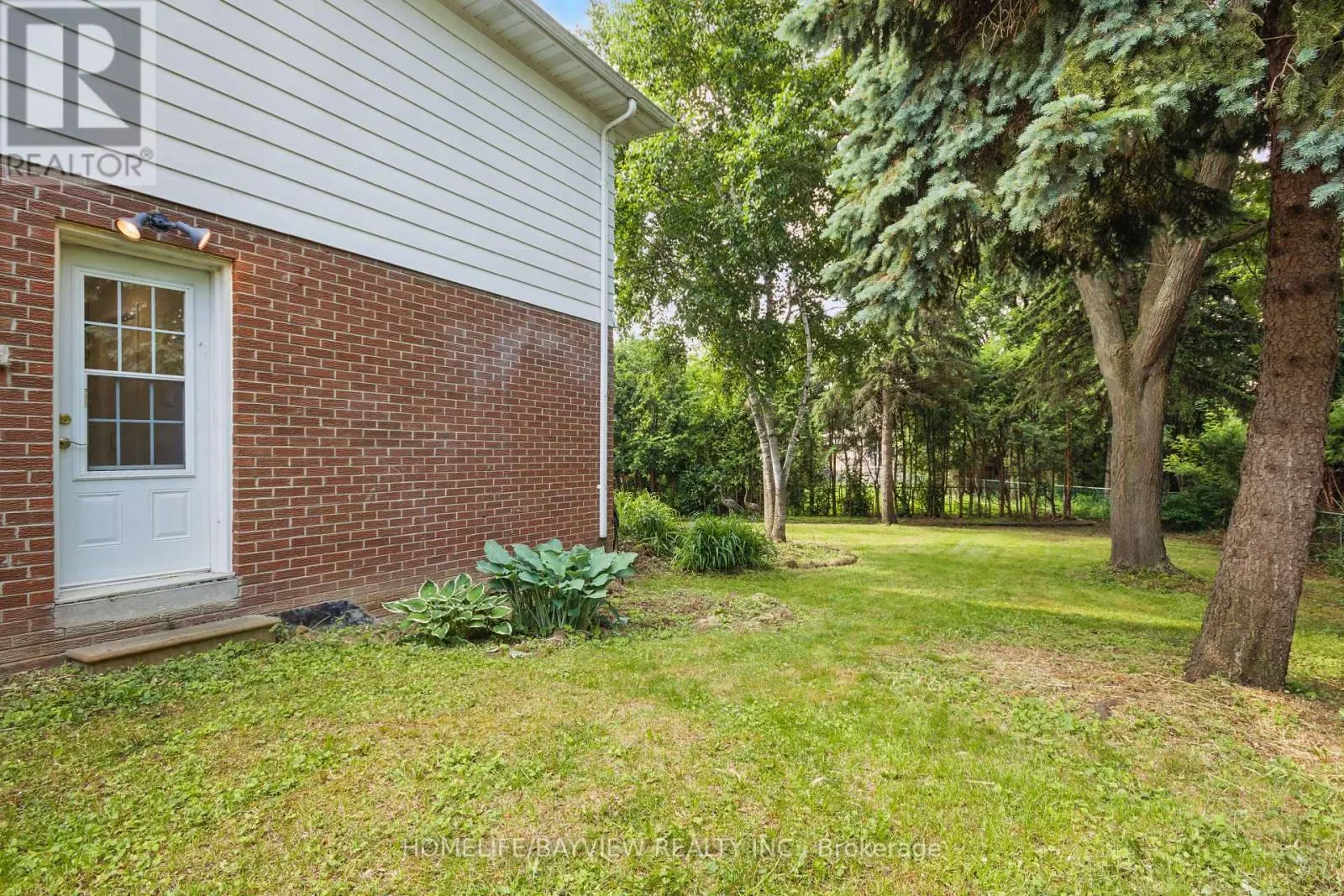 41 SUNNYWOOD CRESCENT