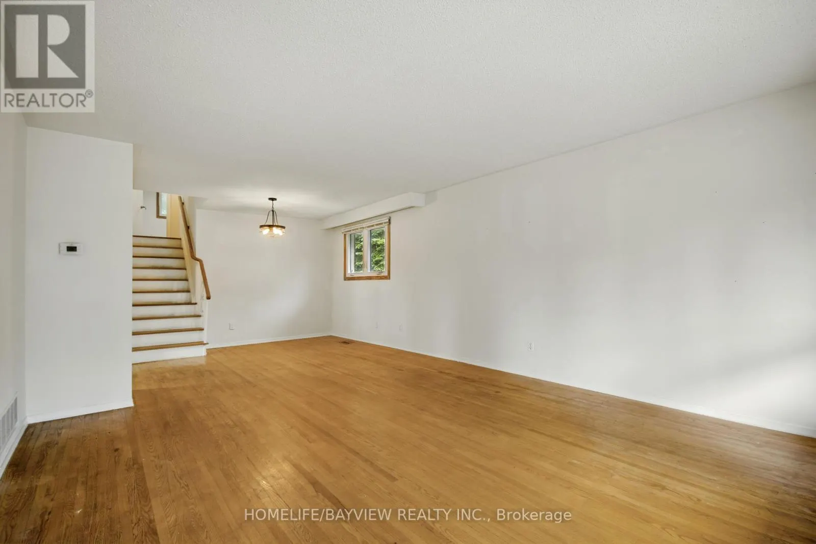 41 SUNNYWOOD CRESCENT