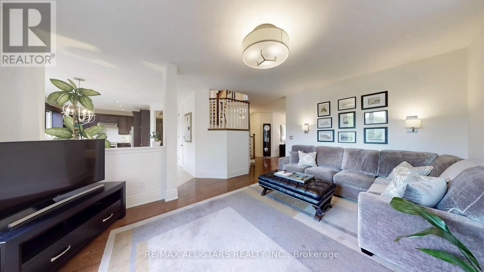 94 CAMPBELL DRIVE S