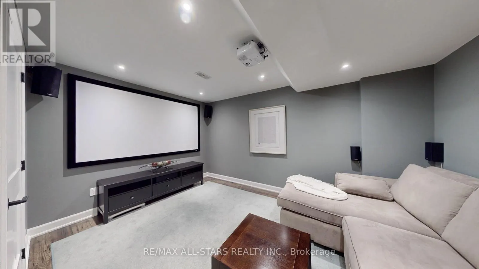 94 CAMPBELL DRIVE S