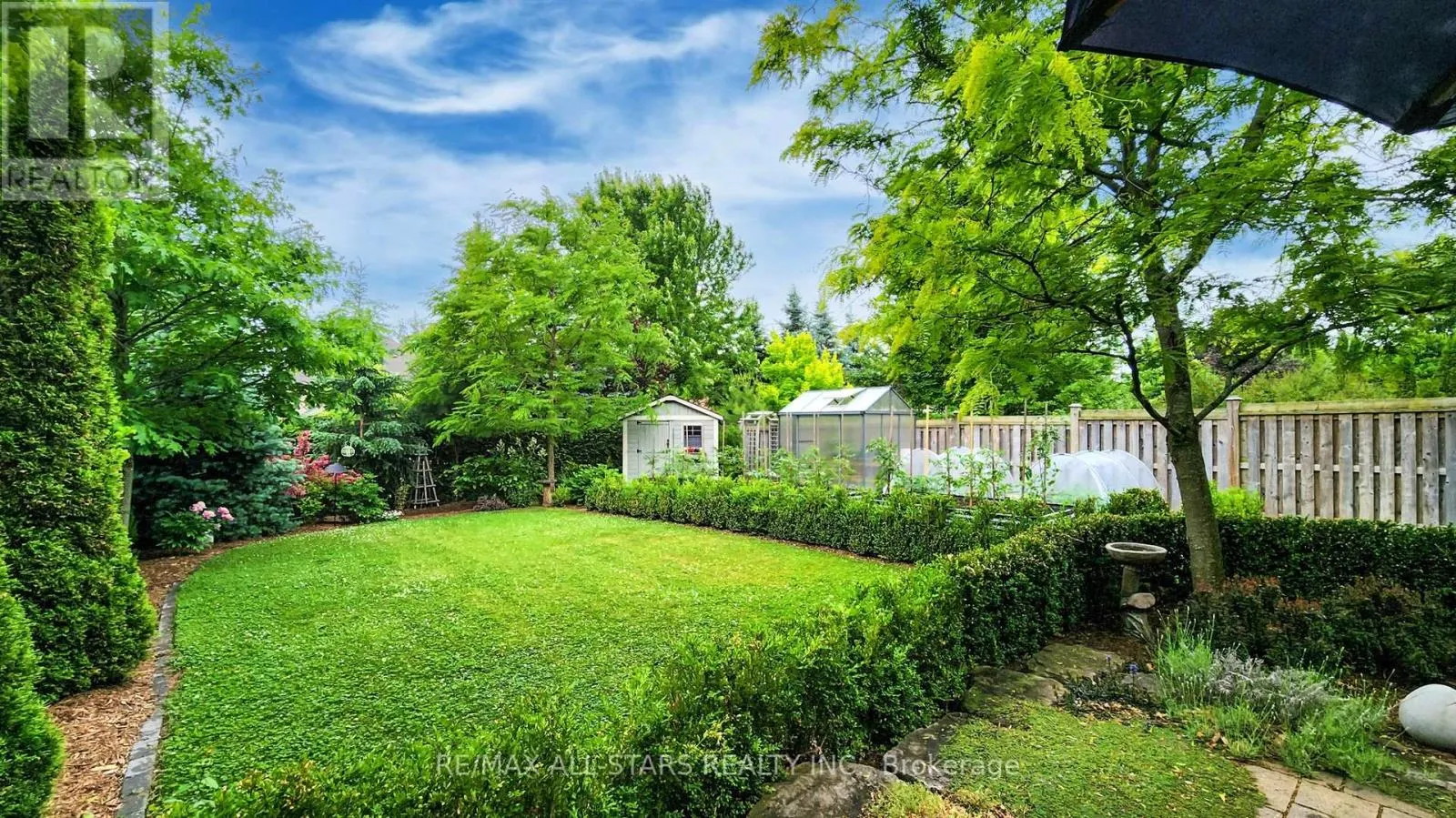 94 CAMPBELL DRIVE S