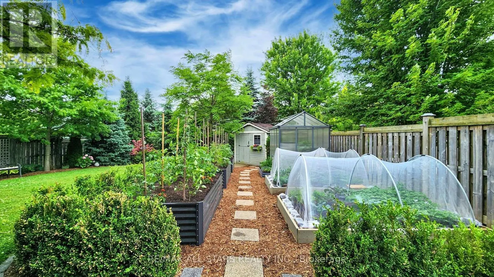 94 CAMPBELL DRIVE S