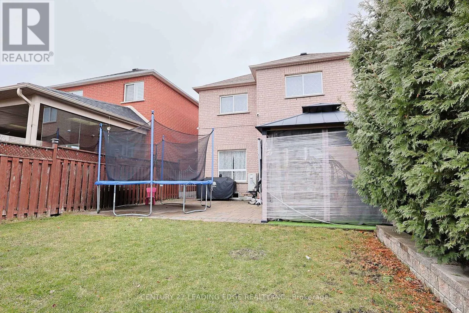 28 SYLWOOD CRESCENT