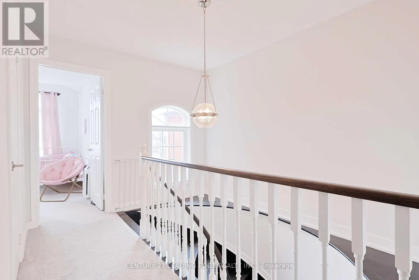 28 SYLWOOD CRESCENT