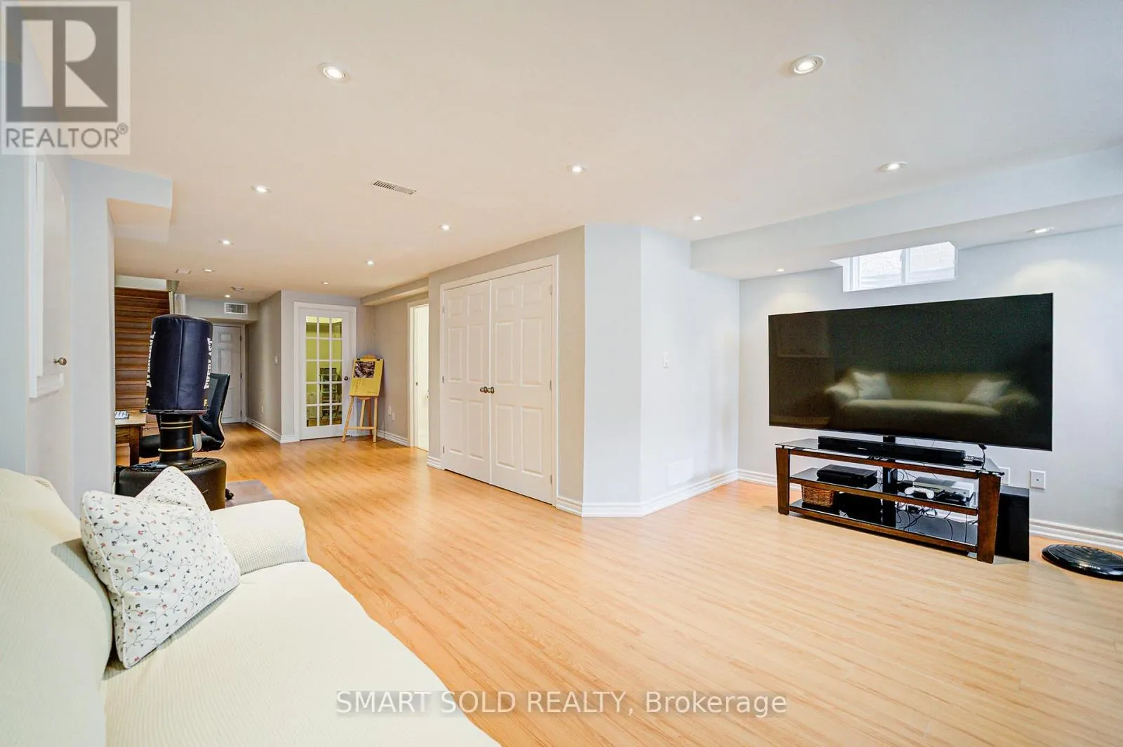 170 CARRIER CRESCENT