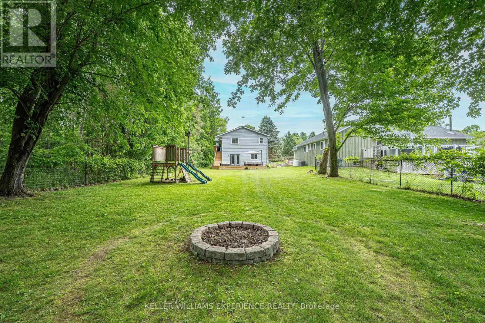 9029 WEBSTER ROAD