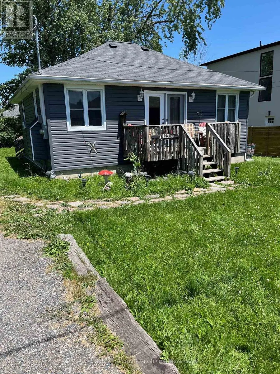 1417 MAPLE WAY