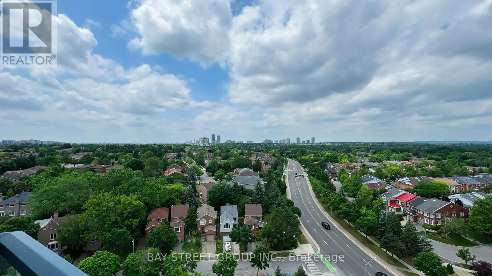 1509 - 1 CLARK AVENUE W