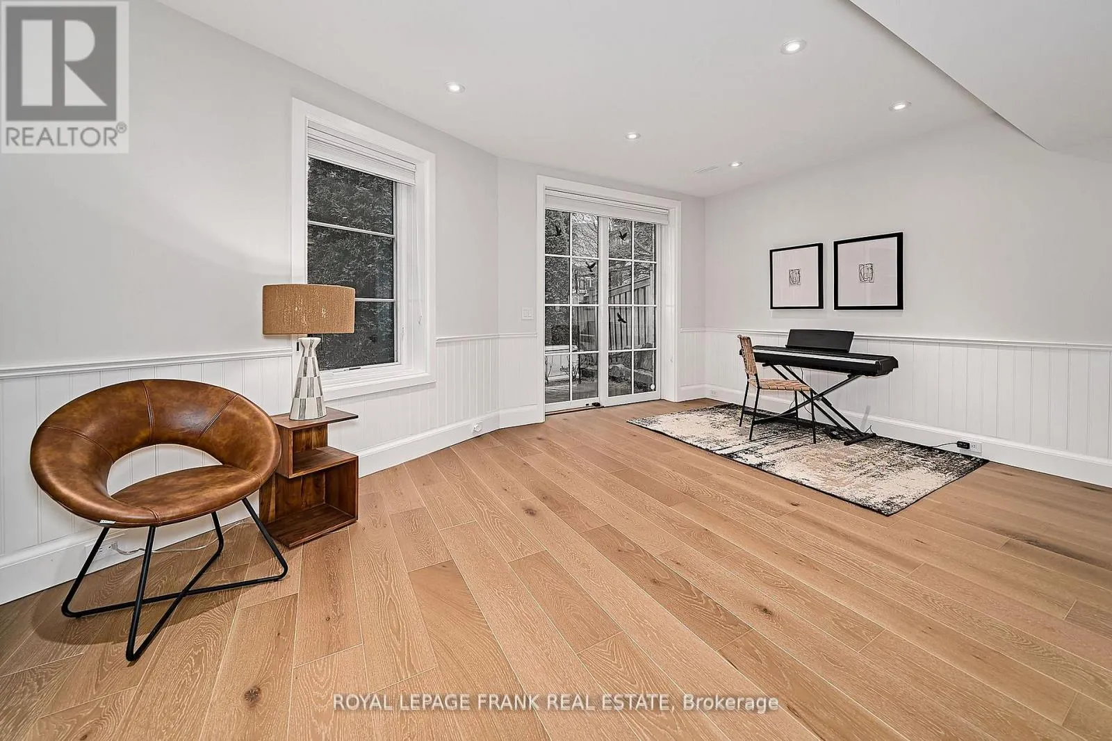 108 OAKSIDE DRIVE
