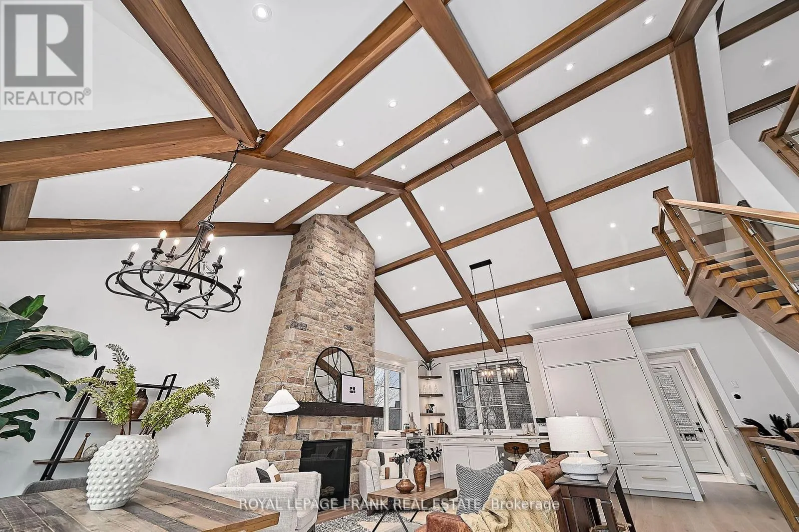 108 OAKSIDE DRIVE