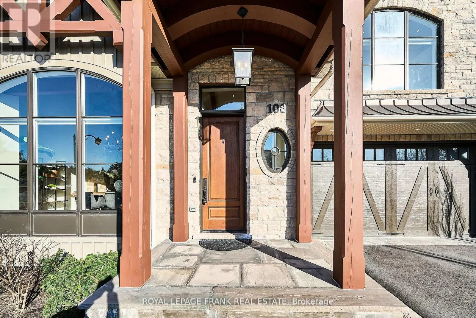 108 OAKSIDE DRIVE
