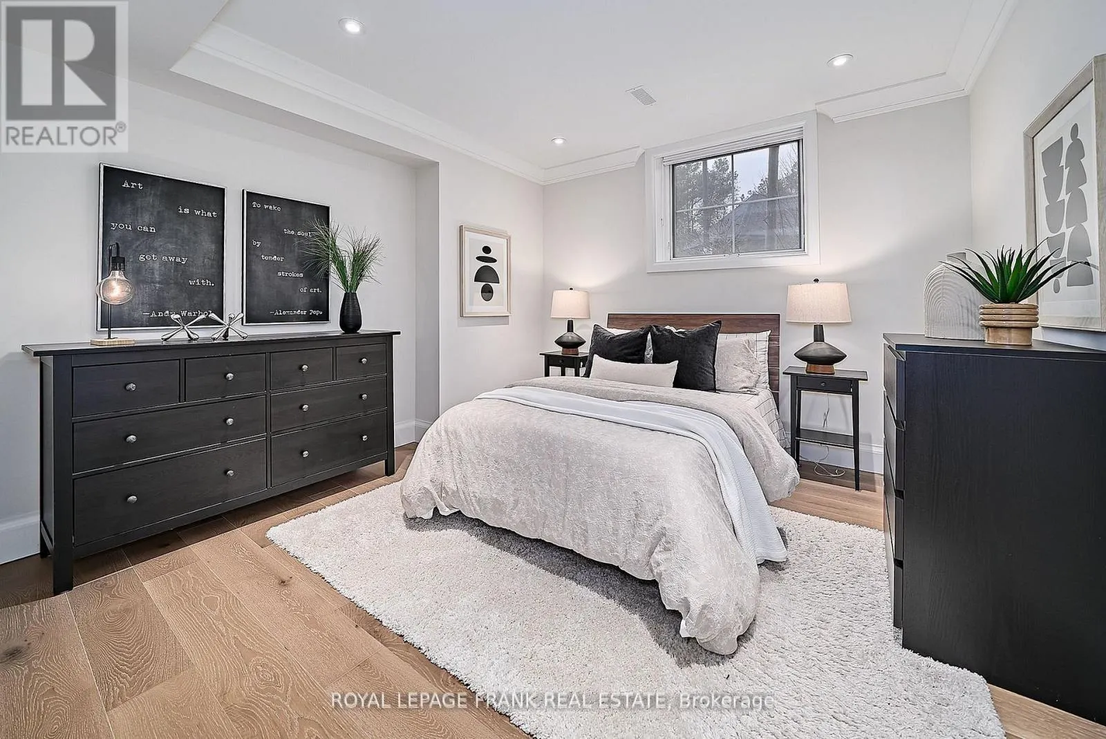 108 OAKSIDE DRIVE