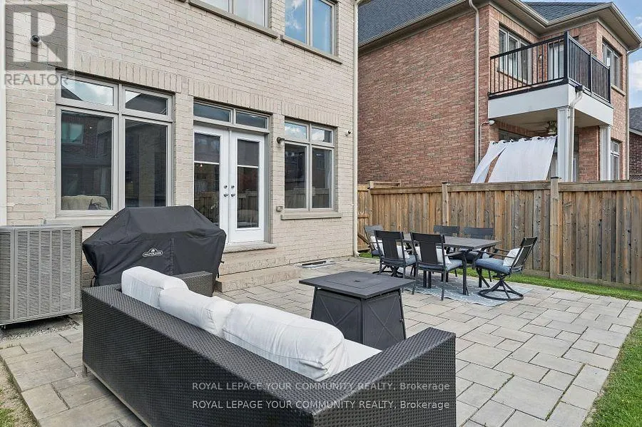 58 WELLS ORCHARD CRESCENT
