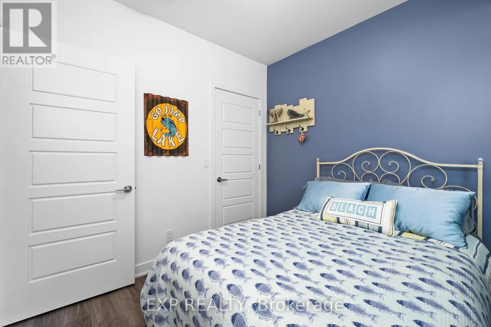 B107 - 271 SEA RAY AVENUE