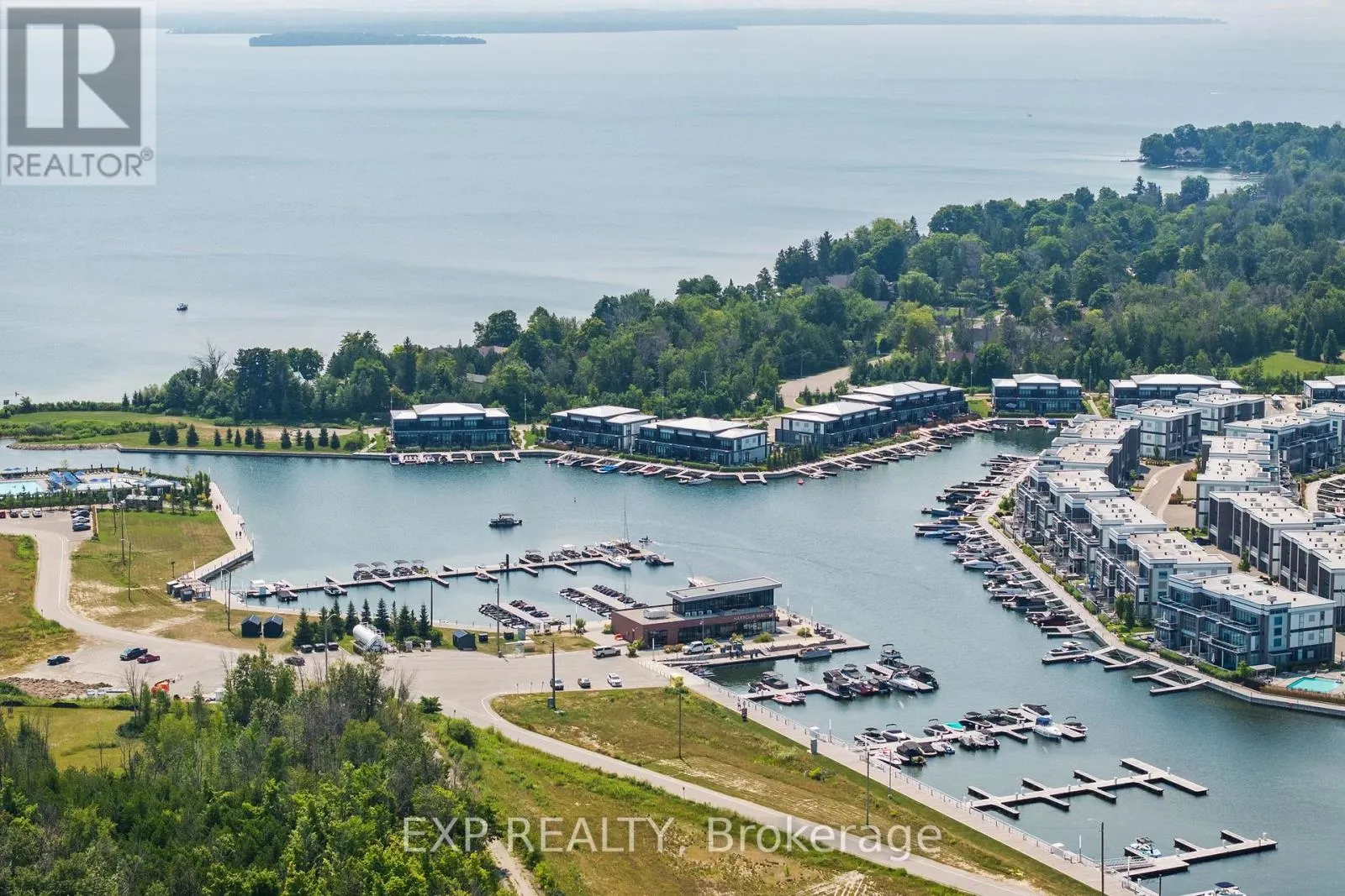 B107 - 271 SEA RAY AVENUE