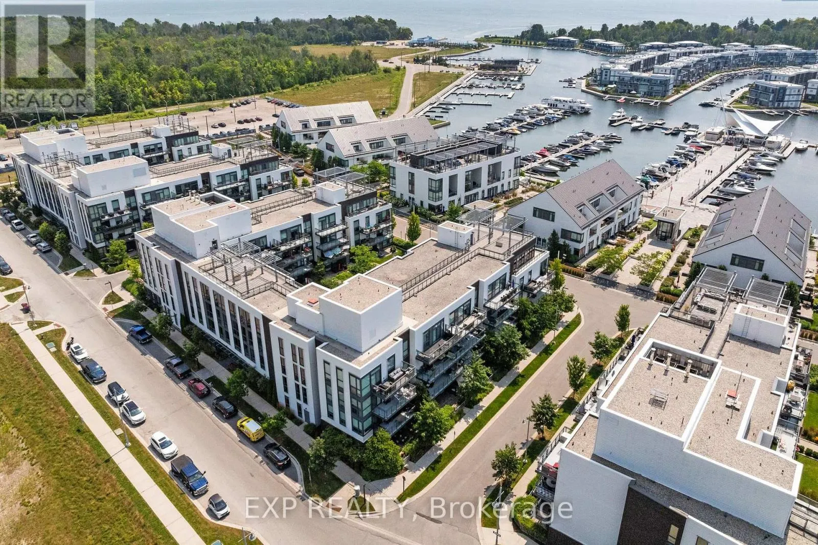 B107 - 271 SEA RAY AVENUE