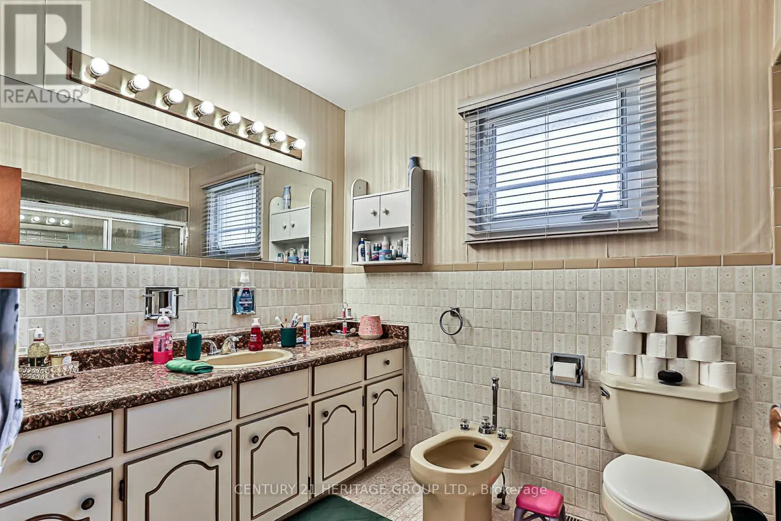 40 WELDRICK ROAD W