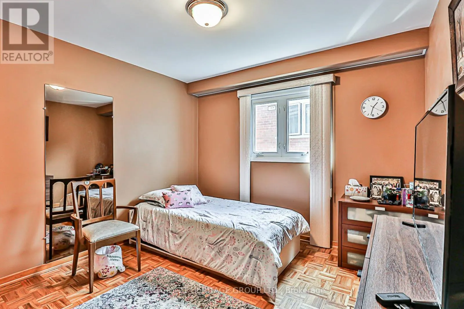 40 WELDRICK ROAD W