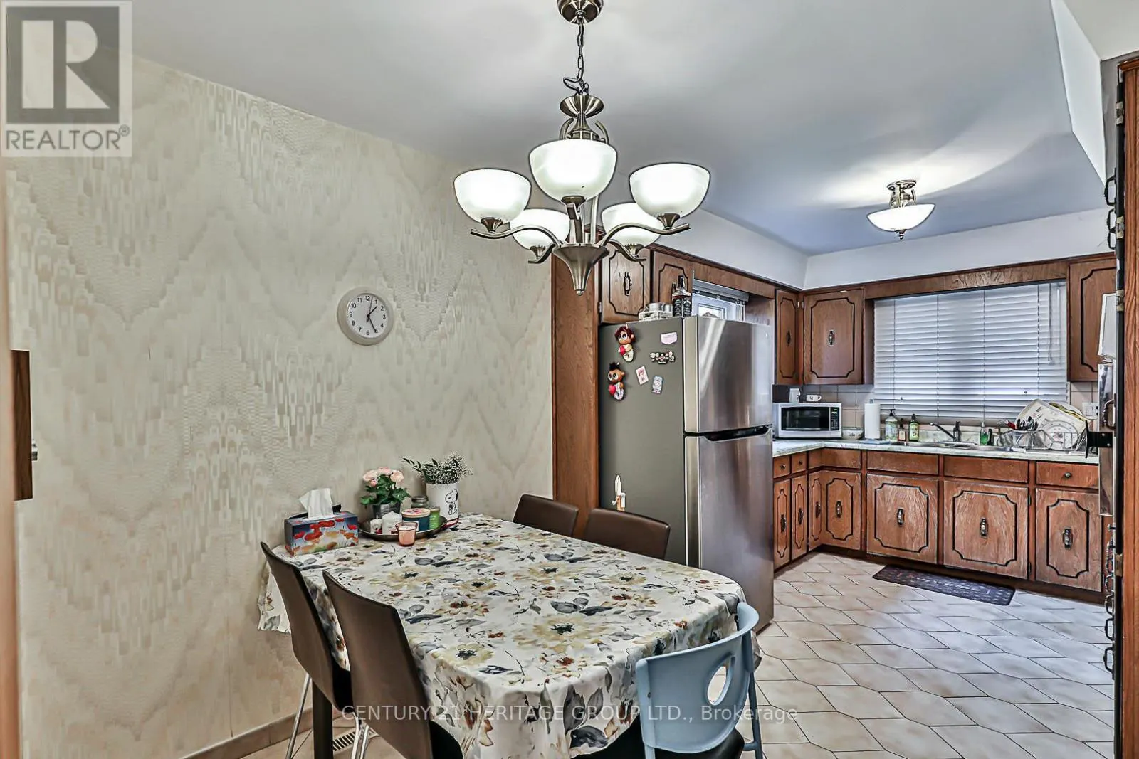 40 WELDRICK ROAD W