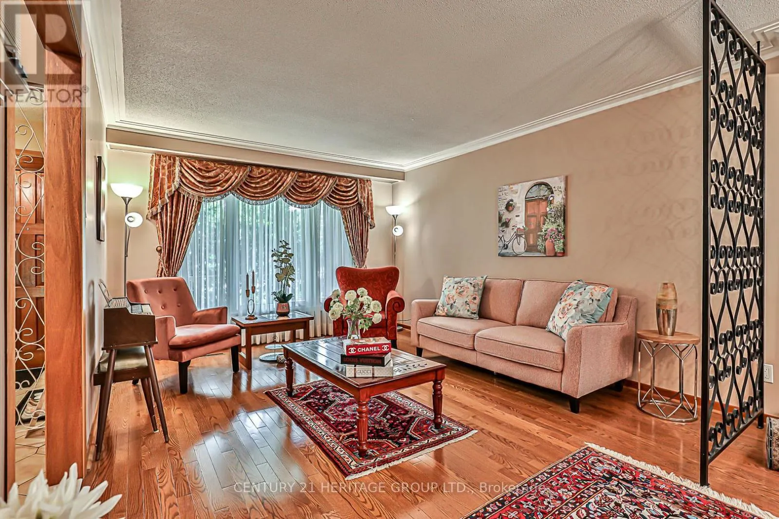 40 WELDRICK ROAD W