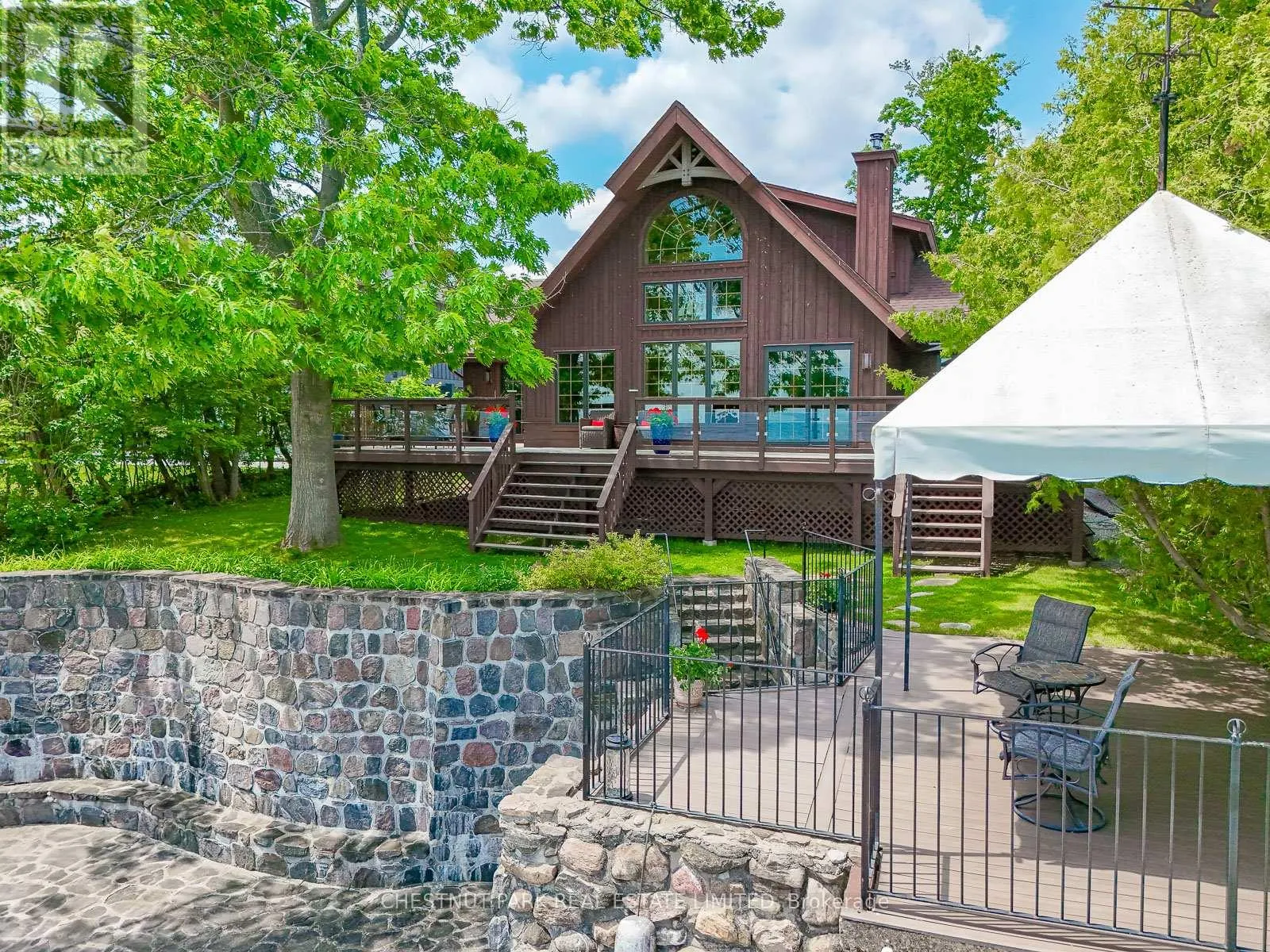 3531 CRESCENT HARBOUR ROAD