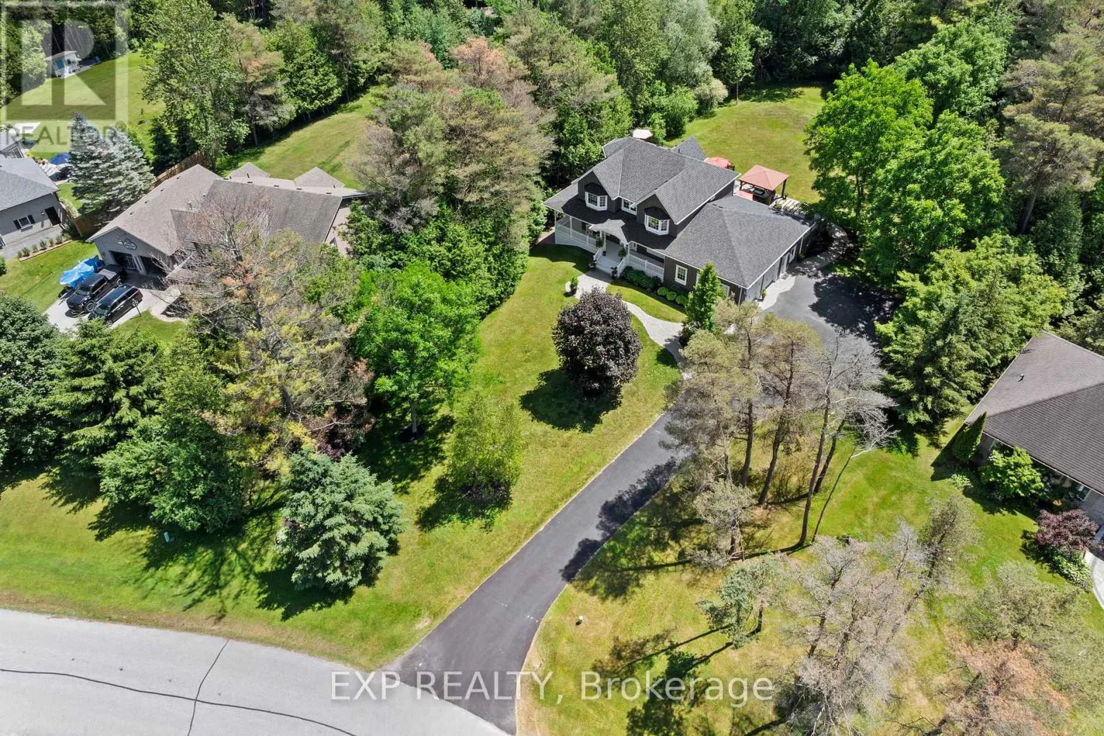 6 GOOSEBERRY LANE