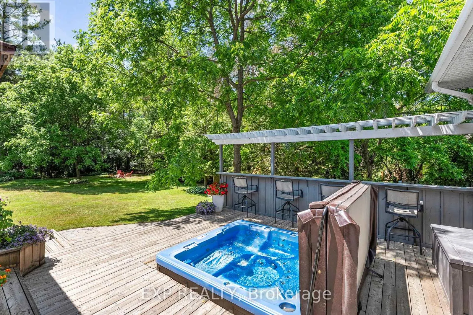 6 GOOSEBERRY LANE