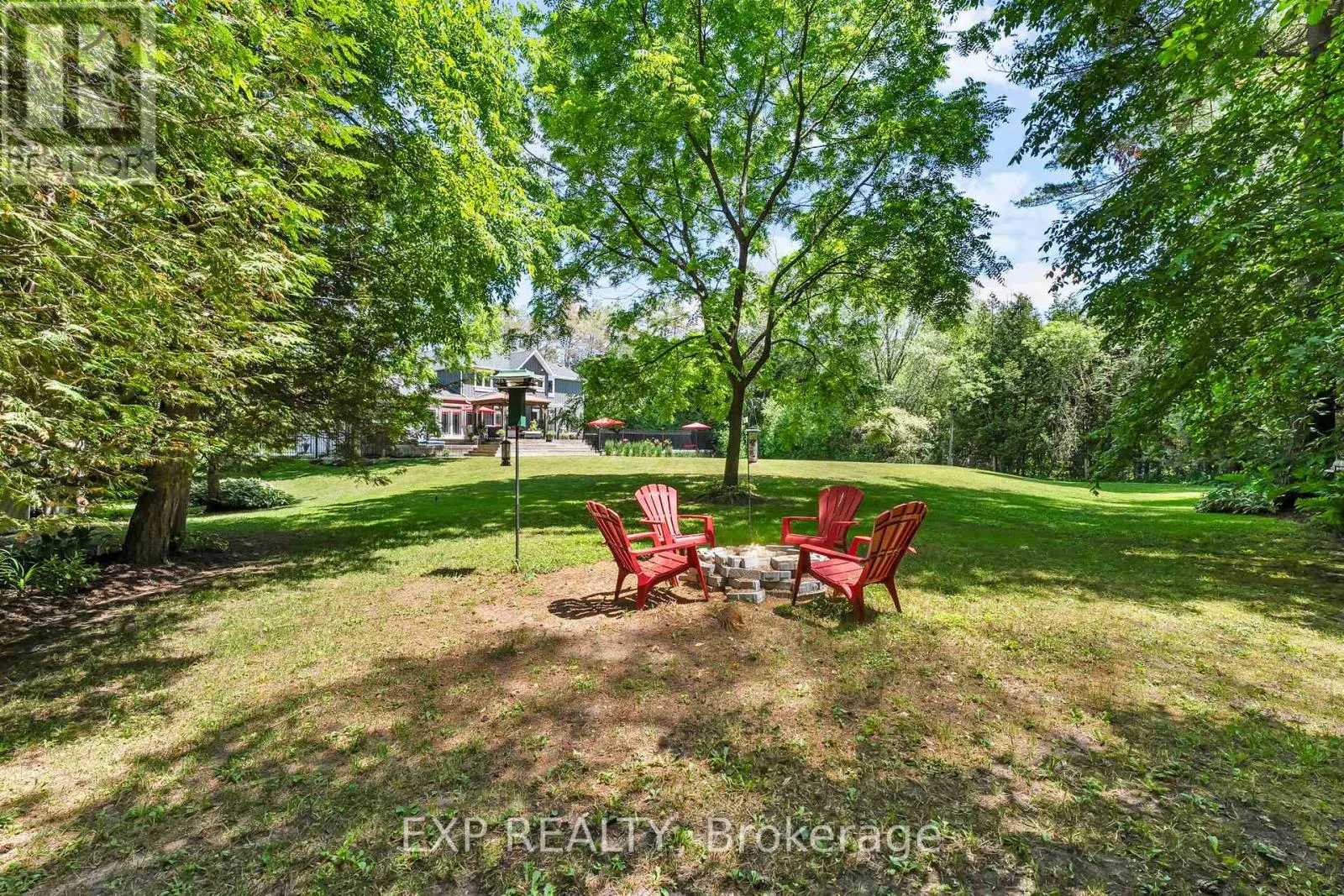 6 GOOSEBERRY LANE