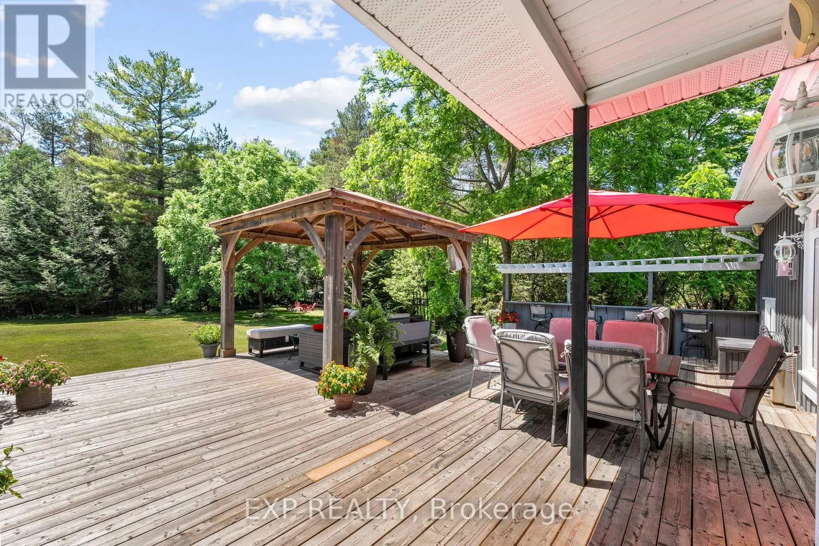 6 GOOSEBERRY LANE
