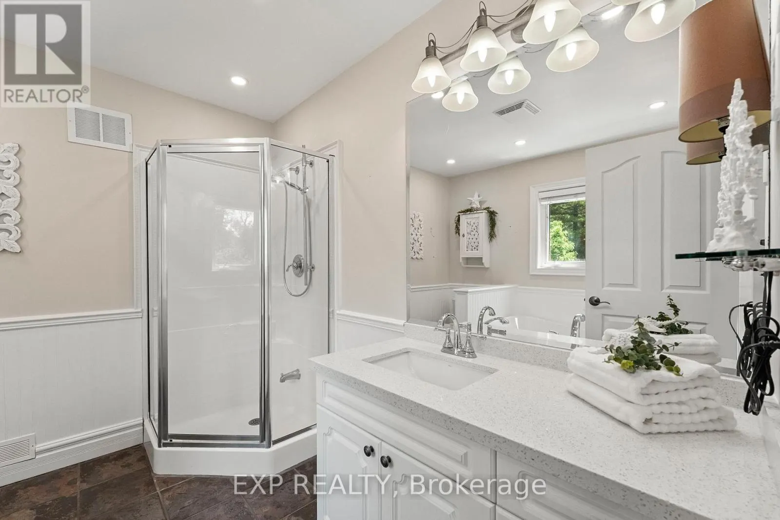6 GOOSEBERRY LANE