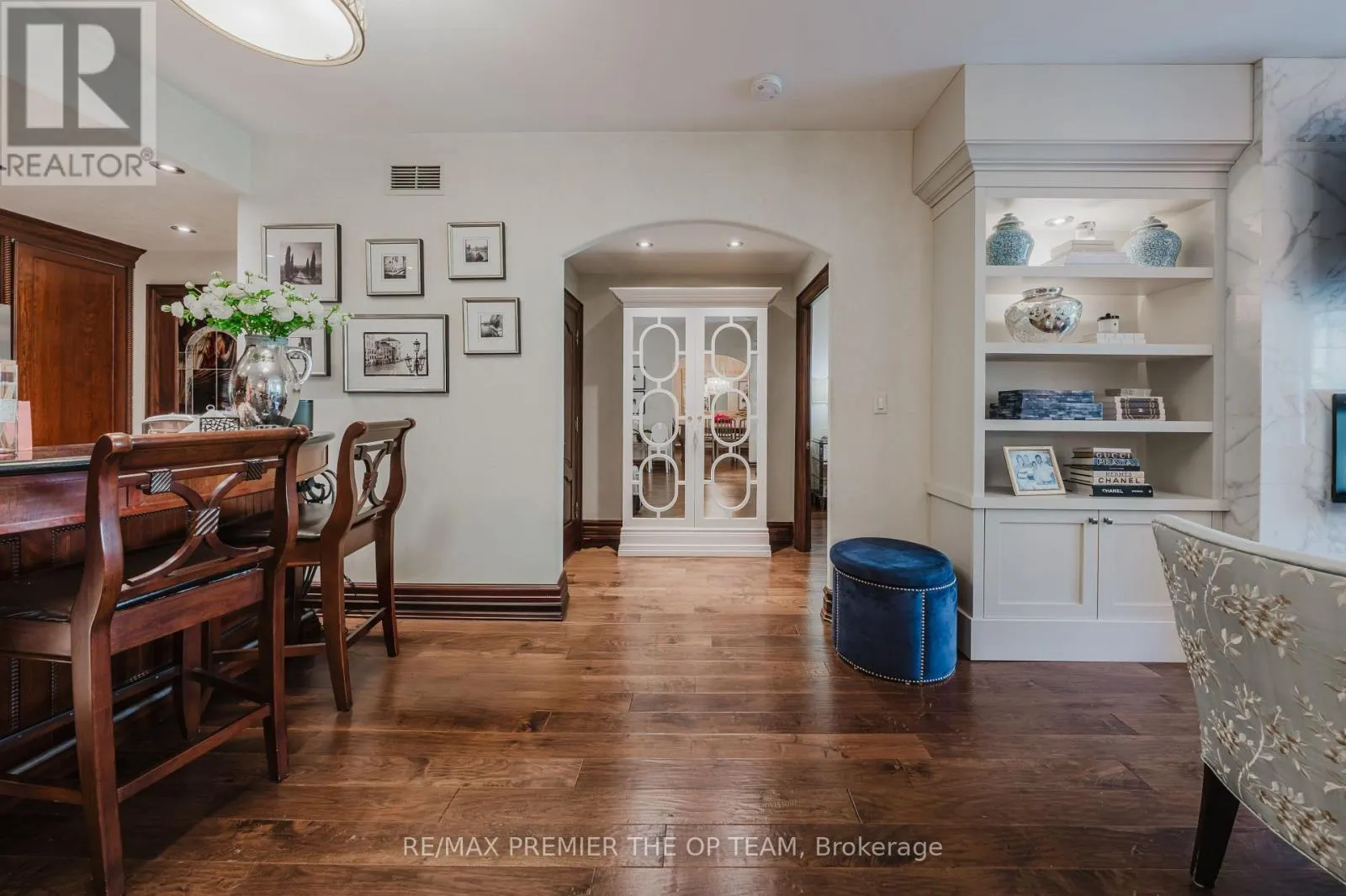321 - 121 WOODBRIDGE AVENUE