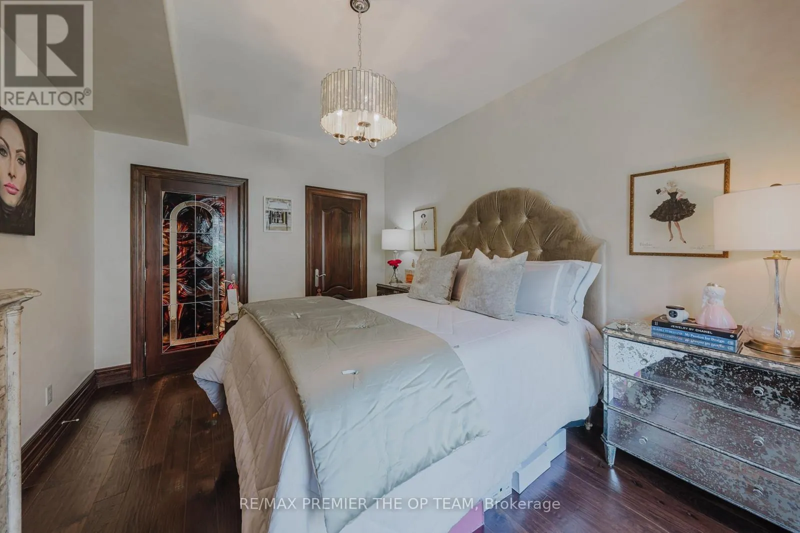 321 - 121 WOODBRIDGE AVENUE