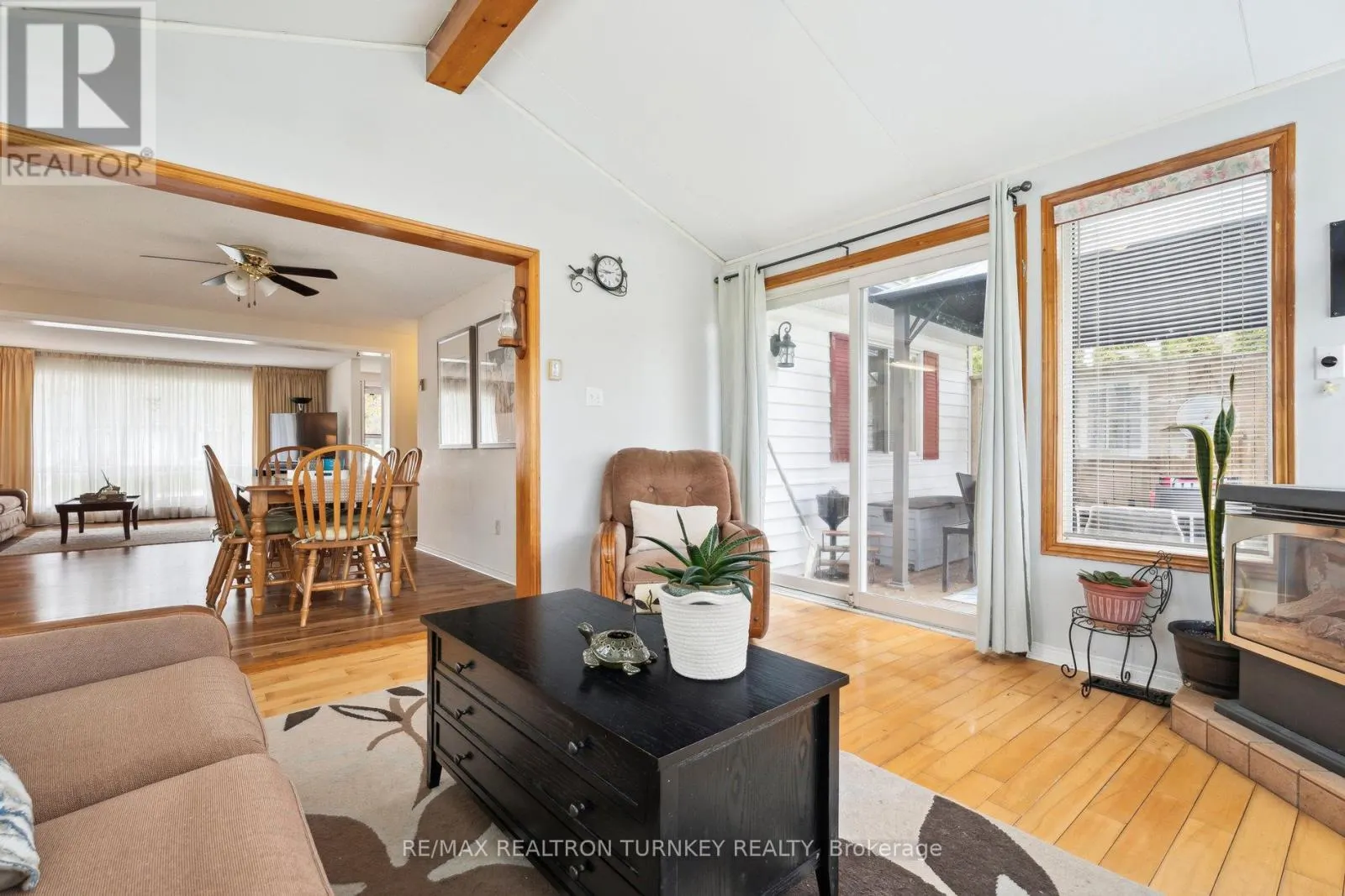36 TECUMSETH PINES DRIVE