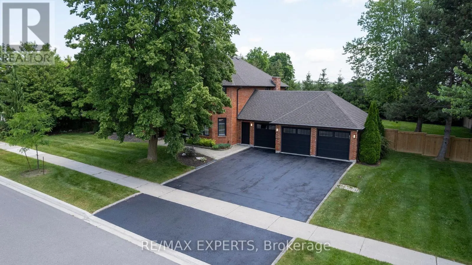 21 MCCUTCHEON AVENUE