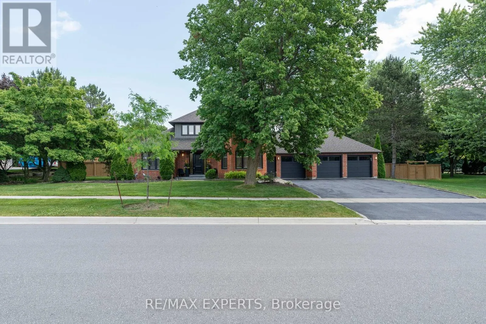 21 MCCUTCHEON AVENUE