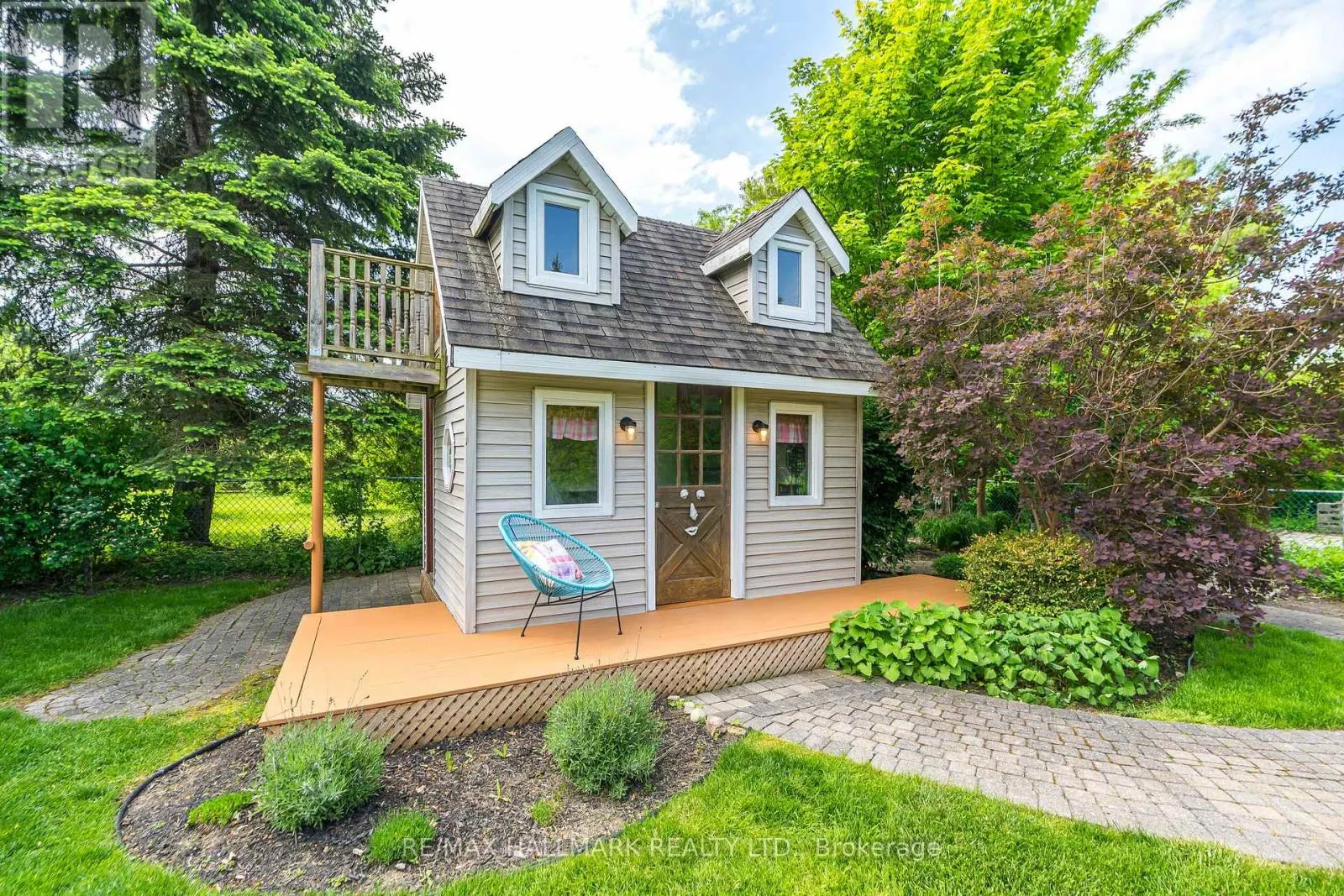 111 OAK AVENUE