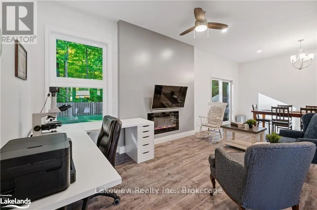 3914 ROSEMARY LANE