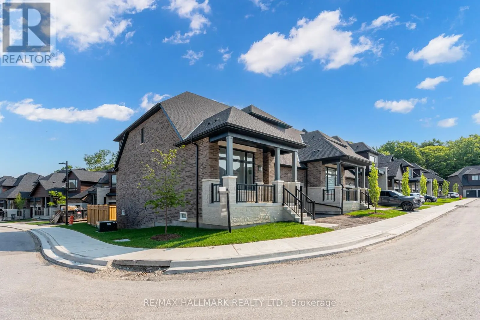 23 VERN ROBERTSON GATE